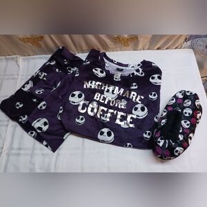 "Nightmare Before Coffee" PJ Set With Slippers / Size L